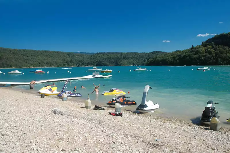 lac Vouglans baignade et sports nautiques